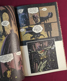کمیک اورجینال بتمن Batman: Legends of the Dark Knight
